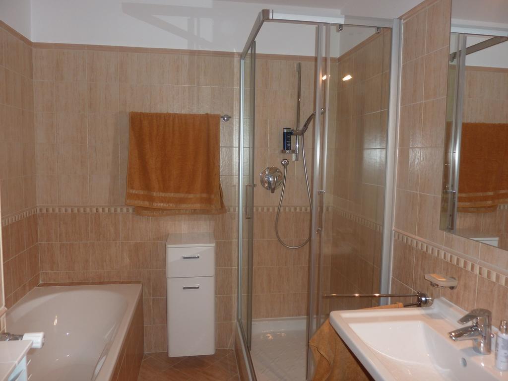 Ferienwohnung Blick Am Mittagskogel Velden am Wörthersee Exterior foto